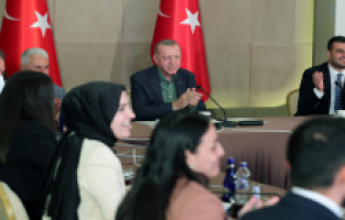 Gençlerden Cumhurbaşkanı Erdoğan’a Babalar Günü sürprizi