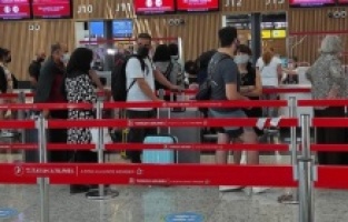 İstanbul Havalimanı'ndan yeni rekor! Uçuş sayısı üç haftada yüzde 23,4 arttı!