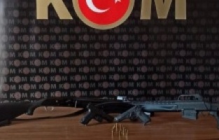 Malatya'da kaçak silah operasyonu