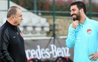 Önce fatih terim şimdi arda Turan