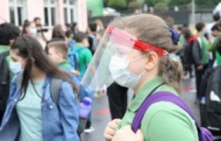 Ortaokul ve liselerde eğitim başladı