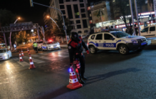 Sokağa çıkma kısıtlaması başladı