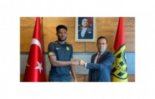 Yeni Malatyaspor forvetine yeni bir isim daha kattı
