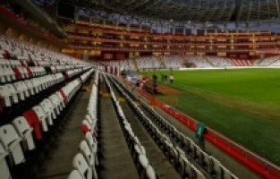 TFF'nin kararına göre stadyum kapasitelerinin yüzde 50'si oranında seyirci alınacak!