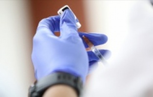 Kimler 3'üncü doz aşıyı olacak? Bakan Koca açıkladı!