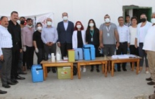 Başkan Türkmen Mobil Aşı Noktası'nı ziyaret etti!