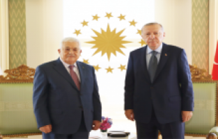 Cumhurbaşkanı Erdoğan, Filistin Devlet Başkanı Mahmud Abbas’la görüştü