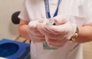 Delta varyantı salgında 'üçüncü dalga' endişesine yol açıyor