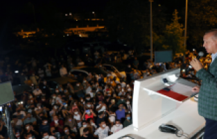 Erdoğan: “(Yangınlarda terör şüphesi) Şimdiden bazı emarelere ulaşıldı, gereğini yapacağız”