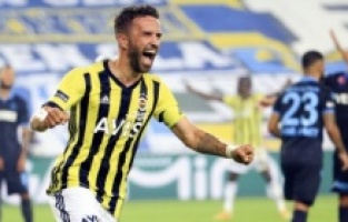 Gökhan Gönül'ün Fenerbahçe'de mi kalacak yoksa Karagümrük'e mi transfer olacak?