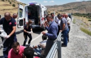 Malatya'da minibüs şarampole uçtu: 15 yaralı