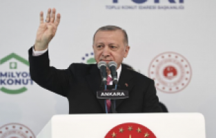 TOKİ tarafından inşa edilen 1 milyonuncu konutun anahtarı teslim edildi