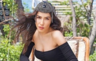 Burcu Güneş'ten Hande Erçel'e gönderme!