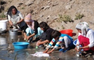 Geçmişten günümüze çamaşır yıkama geleneği