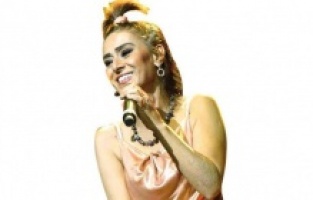 Yıldız Tilbe: Bu şarkının sözlerini unutmuşum