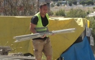 Okul müdürü yaptığı hareketle takdir topladı