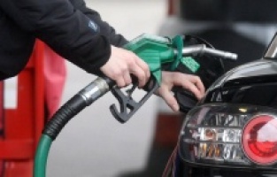 Benzine 44 kuruş zam