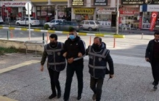 Sahte savcıya 350 bin lirasını kaptırdı