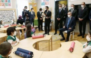 Türkiye'nin ilk Türk müziği ilkokulu açıldı