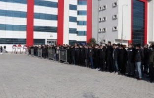 Kalp krizinden hayatını kaybeden polis memuru için tören