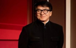 Jackie Chan 350 milyon dolarlık servetini oğluna bırakmayacak
