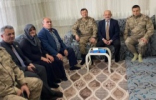 Jandarma'dan Malatyalı şehit ailesine ziyaret