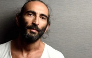 Oyuncu Fırat Tanış CHP'yi eleştirince sosyal medyada linç edildi