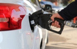 Petrol fiyatlarında artış sürüyor