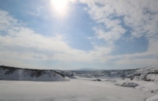 Tunceli’de Uzunçayır baraj gölü dondu