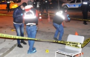 Bebek’te 3 kişinin yaralandığı kafeden Teoman yara almadan kurtuldu