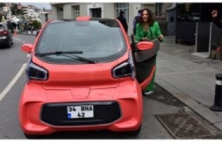 Buket Aydın dudak uçuklatan rakama reklam yüzü oldu