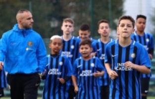 Diyarbakır'ın İnter'i şimdi bordo mavilinin takımı oldu