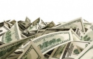 Dolar, Merkez Bankası'nın faiz kararını bekliyor