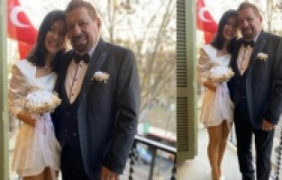 Erman Toroğlu ve genç eşi Ezgi Yavuz evlerinin kapılarını basına açtı