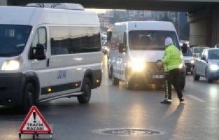 Okulların açılmasıyla birlikte ülke genelinde okul servislerine denetim yapıldı