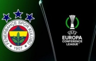 Fenerbahçe, Slavia Prag'ı konuk ediyor. İlk yarı bitti...