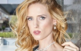 Ünlü oyuncu Wilma Elles dolandırıcılık suçundan beraat etti