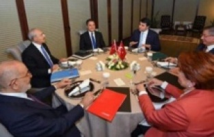 ''Yuvarlak masa''dan Türkiye aleyhine kararlar çıktı!