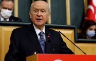 Bahçeli, Furkan Vakfı'na yapılan polis müdahalesine, ''Polislerimizin alınlarından öpüyorum'' dedi