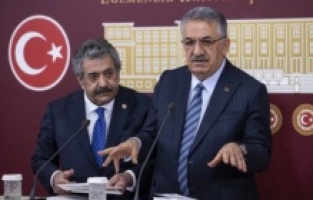 Seçim Kanunu teklifi Meclis'e sunuldu. Seçim barajı yüzde 7'ye mi indi?