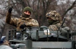 Ukrayna'da savaşacak gönüllü askerlere günlük iki bin dolar verilecek