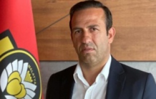 Adil Gevrek istifa etti