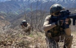 Bakan Akar'dan Pençe Kilit Operasyonu açıklaması