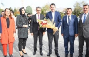 Bakan Kurum: Malatya'ya yatırımla projeyle geldik