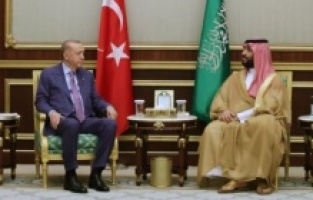 Cumhurbaşkanı Erdoğan, bakanlarla umre yaptı