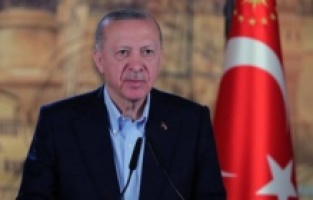 Erdoğan'dan öğrencilere bayram müjdesi: Burslar erken yatacak