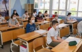 Okullarda maske zorunluluğu kalktı