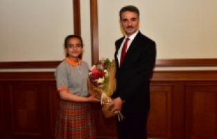 Vali Baruş, Koltuğunu Küçük Vali Baştürk’e Devretti