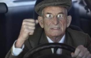 Araba Kullanmayı Bırakmanın Bir Yaşı Var Mı?