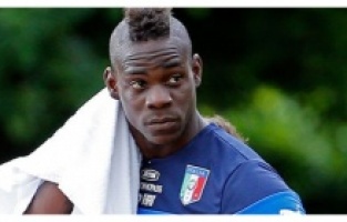 Balotelli'den tarihi performans! Adana Demirspor farka koştu!